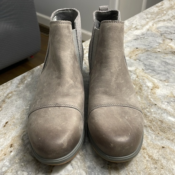 NWT Sorel Evie Pull-On Waterproof Bootie in Quarry/Gum2 Size 8.5 - Picture 2 of 11